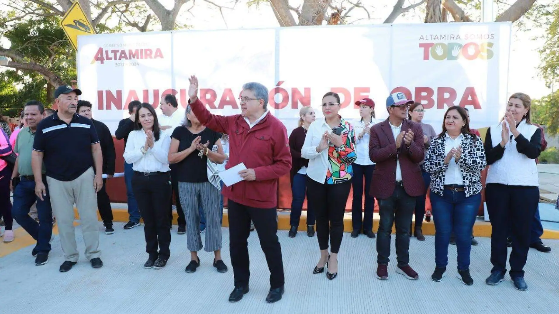 Entregan obra de pavimentación en el Fraccionamiento Los Naranjos de Altamira